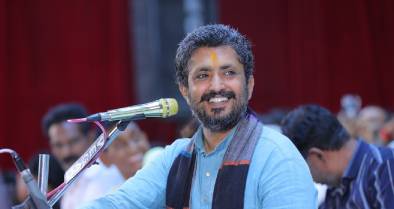 Rajbha Gadhvi folk singer Gujarat