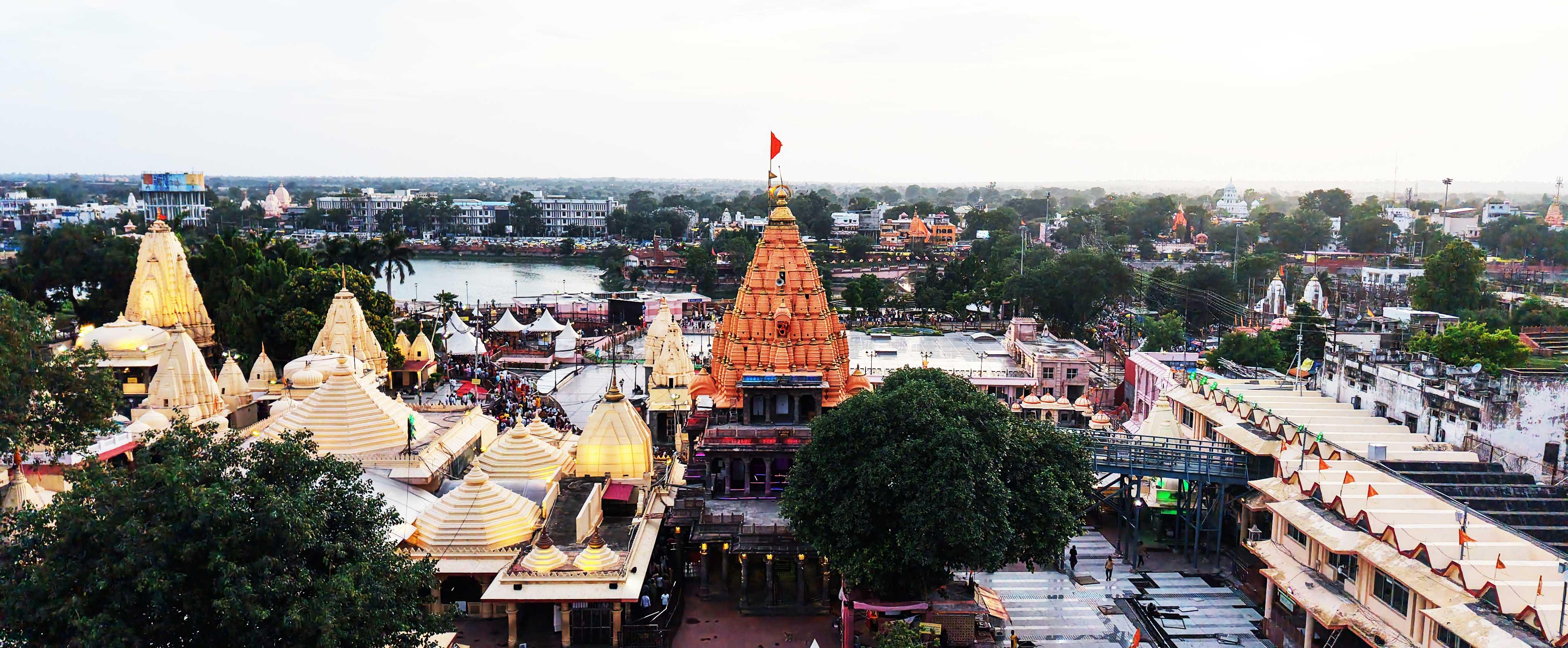 ઉજ્જૈનના મહાકાલેશ્વર મંદિરની સુંદર સ્થાપત્ય શૈલી અને કોરિડોર